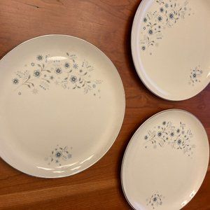 MCM Vintage HOPE CHEST Rhapsody Dinner Plates set of 3. 10.25"
